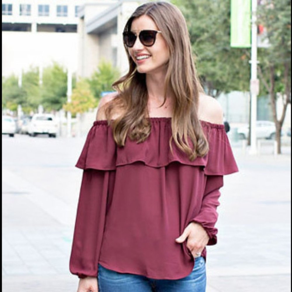ANN TAYLOR COLD SHOULDER RUFFLE TOP - Picture 8 of 8